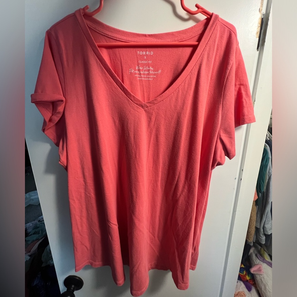 Torrid Size 3 Classic Fit Tee